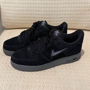 Nike Men's Air Force 1 Black and Grey Sneakers